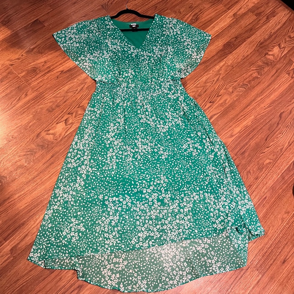 DKNY, 16W, kelly green, floral, high-low hem, flowy dress